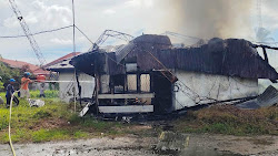 Eks Kantor Santelda Komplek Kantor Bupati Mempawah Terbakar