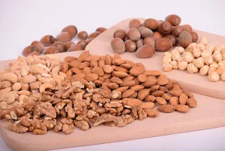 Nuts almonds are one of the producers of magnesium