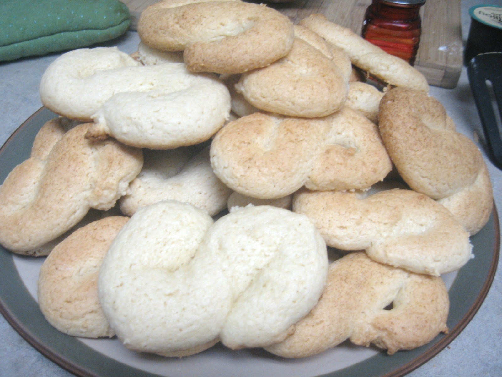 parentwin: Recipe Monday - Anisette Cookies