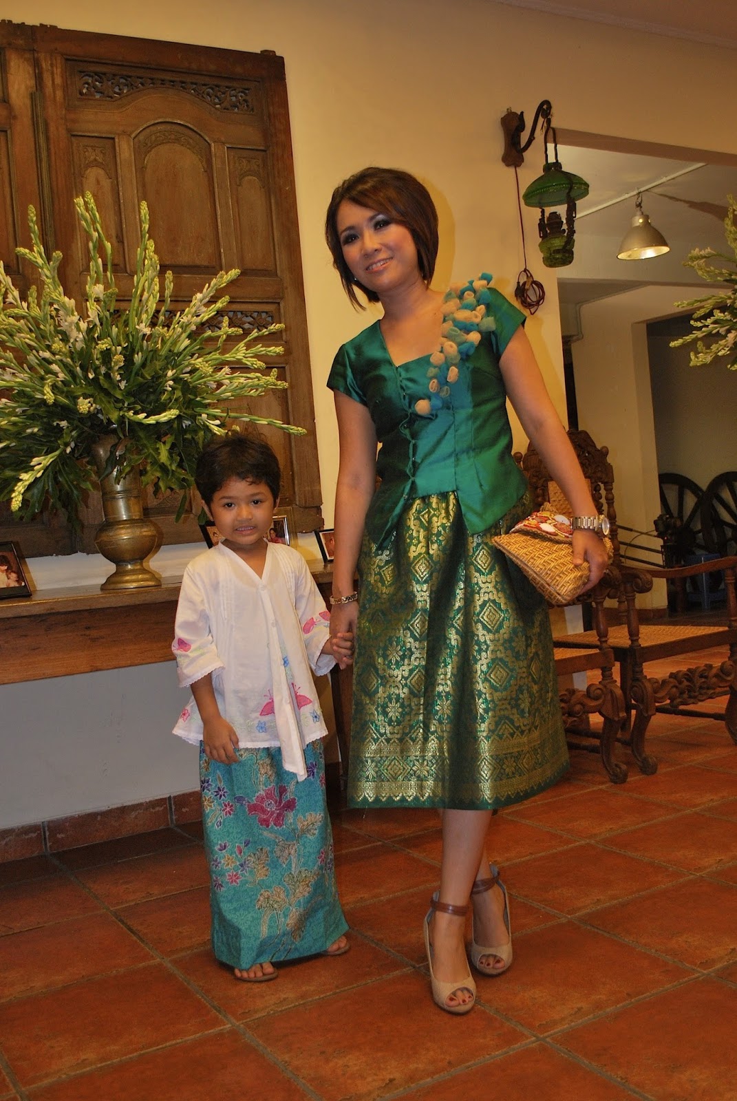 Baju Kebaya  Modern  Untuk Anak  Yang Cantik Kumpulan Model Kebaya  Modern 