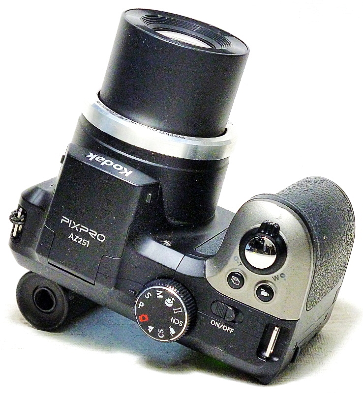 ImagingPixel: Digital Camera Review, Kodak PixPro AZ251 16MP CCD Digital  Bridge Camera