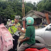 Bentangkan Sepanduk Di Traffic Light, Satlantas Polres Bartim Ajak Pengguna Jalan Tertib Berlalulintas