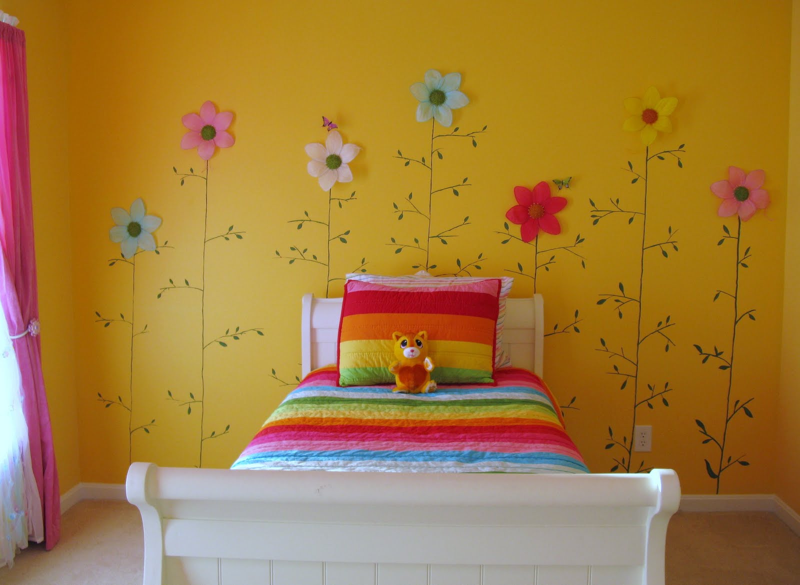 LoveYourRoom Little  Girls Yellow  Flower Bedroom 