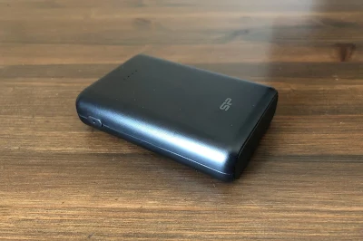 シリコンパワー モバイルバッテリー C10QC 購入レビュー【10000ｍAh 最大20Ｗ】 - plz-reference-blog