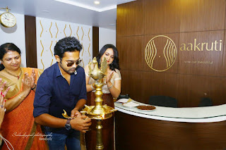 Actress-Lena's-Aakruti-Calicut-Inauguration-by-Malayalam-Actor-Asif-Ali (1)