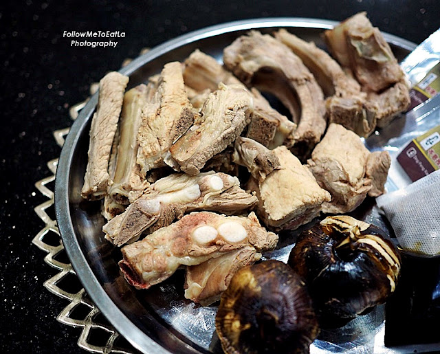 DING FENG XIANG Bakuteh Offer Ready-To-Cook Bak Kut Teh Herbal Pack