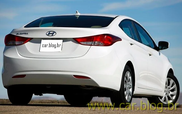 Hyundai Elantra 2012 - Branco