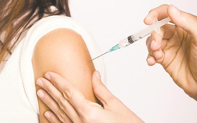 Comisión de vacunación aprueba la aplicación de la vacuna del VPH en niñas de 14 y hasta los 15 años