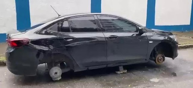 VÍDEO: Bandidos levam quatro rodas de carro de uma vez: 'sensação de insegurança', diz dono