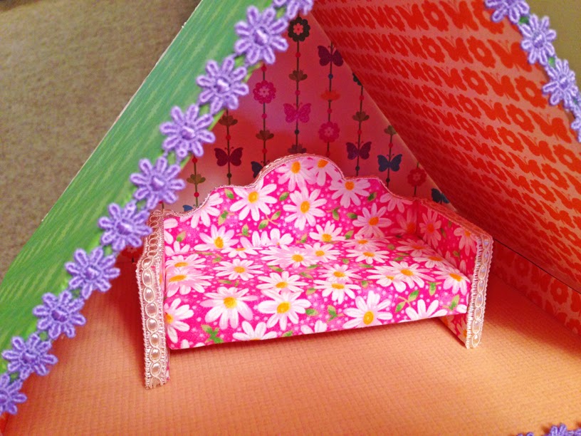 Dollhouse Decorating!: Making a dollhouse couch (sofa) out of foamboard