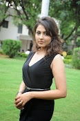 Madhu Shalini glam pics-thumbnail-5