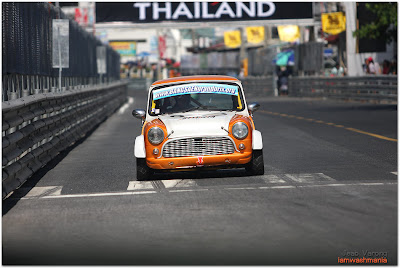 Classic Car MINI Racing