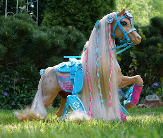 Suncharm Rose of Texas Barbie horse