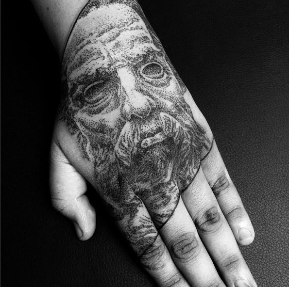 este_dotwork_escultura