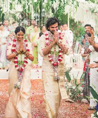 Actors Ashok Selvan, Keerthi Pandian get married