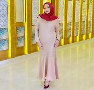 5 Model Long Dress Ibu Hamil Yang Cantik Dan Elegan