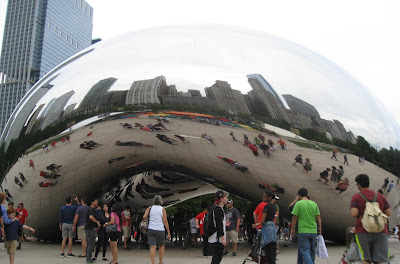 Mirror polished bean-shaped sculpture