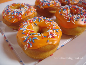 Oranje donuts Annekoendigitaal