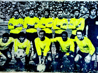 BARCELONA SPORTING CLUB - Guayaquil, Ecuador - Temporada 1972-73 - Walter Cárdenas, Miguel Pérez, Jose Paes, Víctor Pelaez, Edison Saldivia, Rubén Montoya; Washington Muñoz, Jorge Bolaños, Alberto Spencer, Pedro León y Celino Mora - El BARCELONA DE GUAYAQUIL se clasificó 2º en la 1ª y 2ª etapa del Campeonato Nacional de Fútbol 1972 de Ecuador, para quedar al final tercero en el triangular disputado para la consecución del título, que fue a parar a las vitrinas de EMELEC