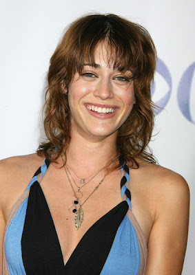 Lizzy Caplan