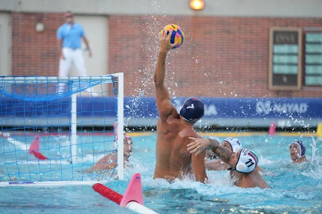 Jogo durante a Copa do Mundo de Polo Aquático