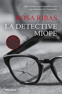 La detective miope Rosa Ribas