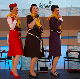 The Judgment of Paris - Aoife Sullivan, Catherine Backhouse, Barbara Cole Walton - Photo Bampton Classical Opera