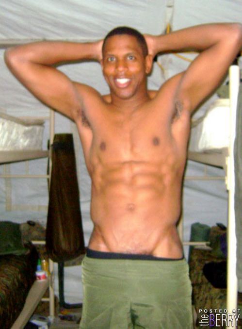 find him 16 Afternoon eye candy: Find him! (23 photos)