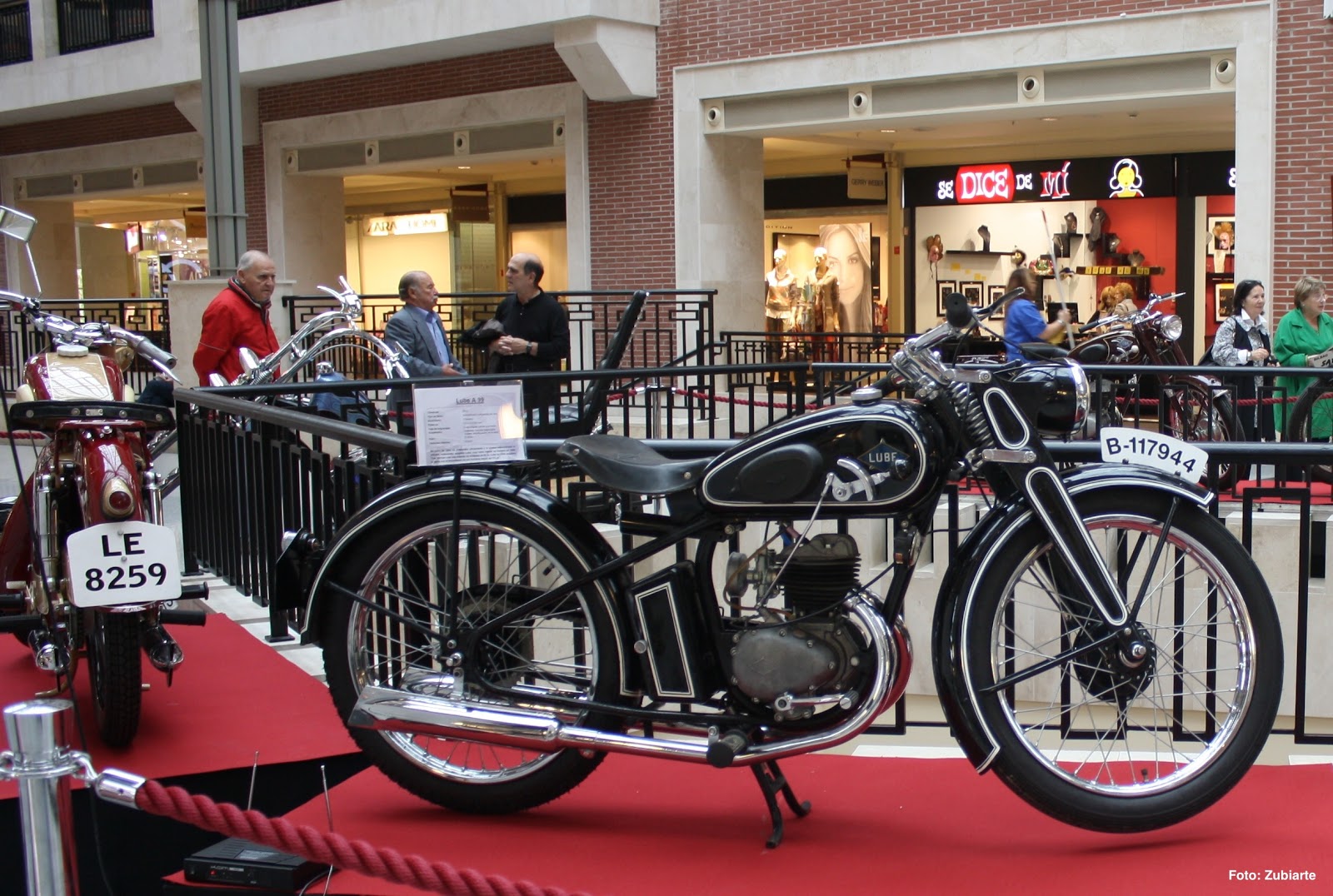 Exposición de motos clásicas