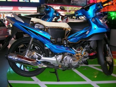 Suzuki+Shogun+125+Modification3