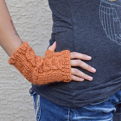 https://www.etsy.com/listing/530165579/fingerless-gloves-knitted-arm-warmers?ref=shop_home_active_11