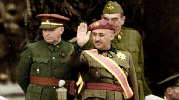  Nada cambia: El ejército español homenajea a dos militares franquistas