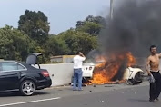 Mobil Nissan GT-R Milik Wakil Jaksa Agung Alami Kecelakaan di Tol Jagorawi