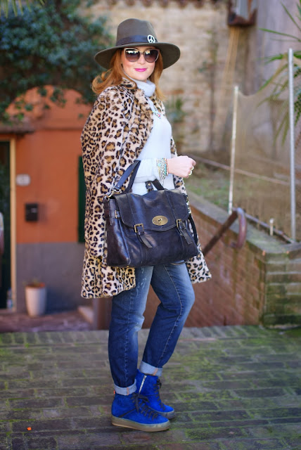 leopard faux fur coat, Ecua-Andino australian hat, Ruco Line blue sneakers, satchel bag, Fashion and Cookies, fashion blogger