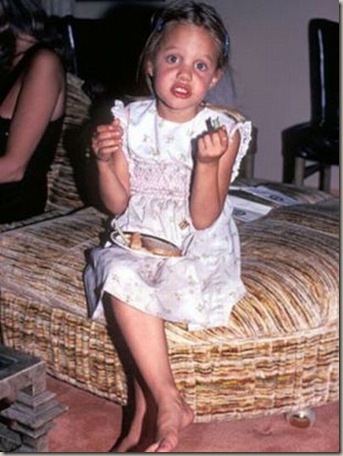 Angelina-Jolie-8-years-old