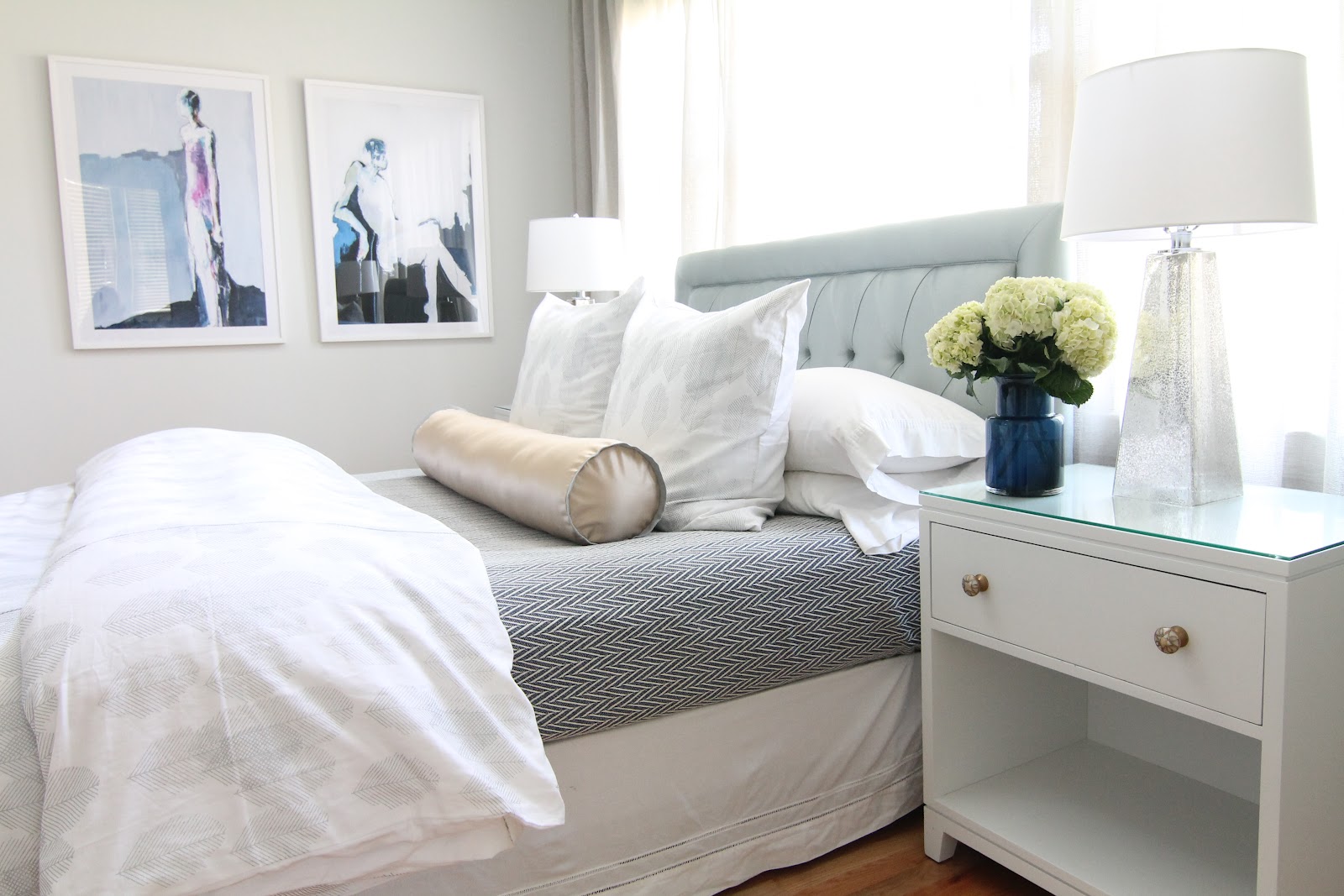 bryn alexandra: Light & Airy Bedroom