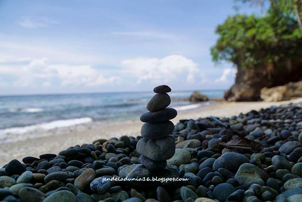 [http://FindWisata.blogspot.com]  Batu Kapal Liliboi, Pesona Keindahan Wisata Bahari Dari Ambon Manise