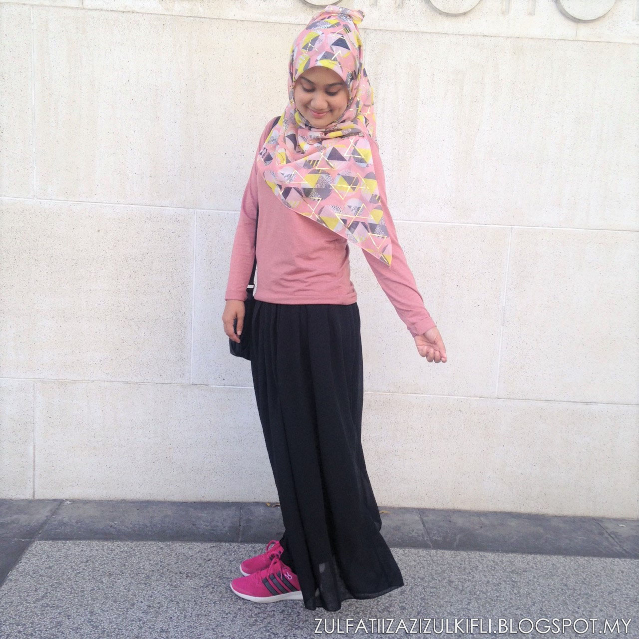 Cara u0027Store Pick Upu0027 Tudung Aidijuma - The Daily Jaji