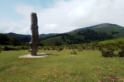 Menhir de Arlobi