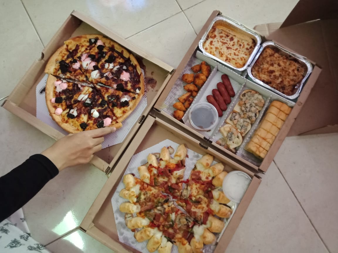 pizza hut triple box review