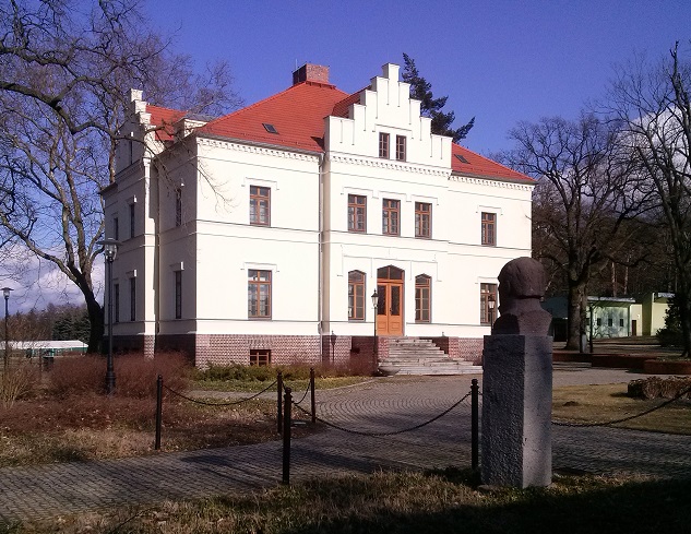Dwór Bierbaumów w Muzeum Rolnictwa i Przemysłu Rolno- Spożywczego w Szreniawie
