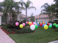 Balloon Yard Decorations4