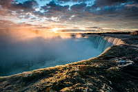 Niagra sunrise - Photo by Sergey Pesterev on Unsplash