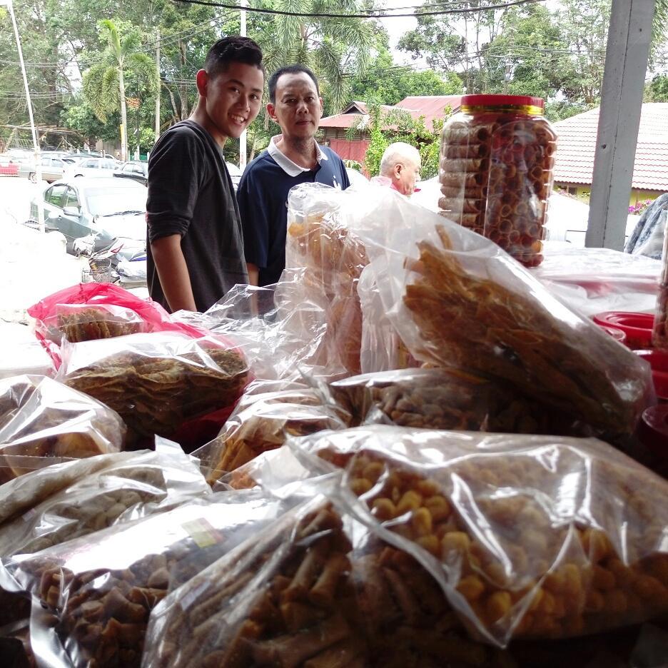 Tertunailah Hasrat Di Hati: VIRAL-KEDAI KUIH KAK WOK 