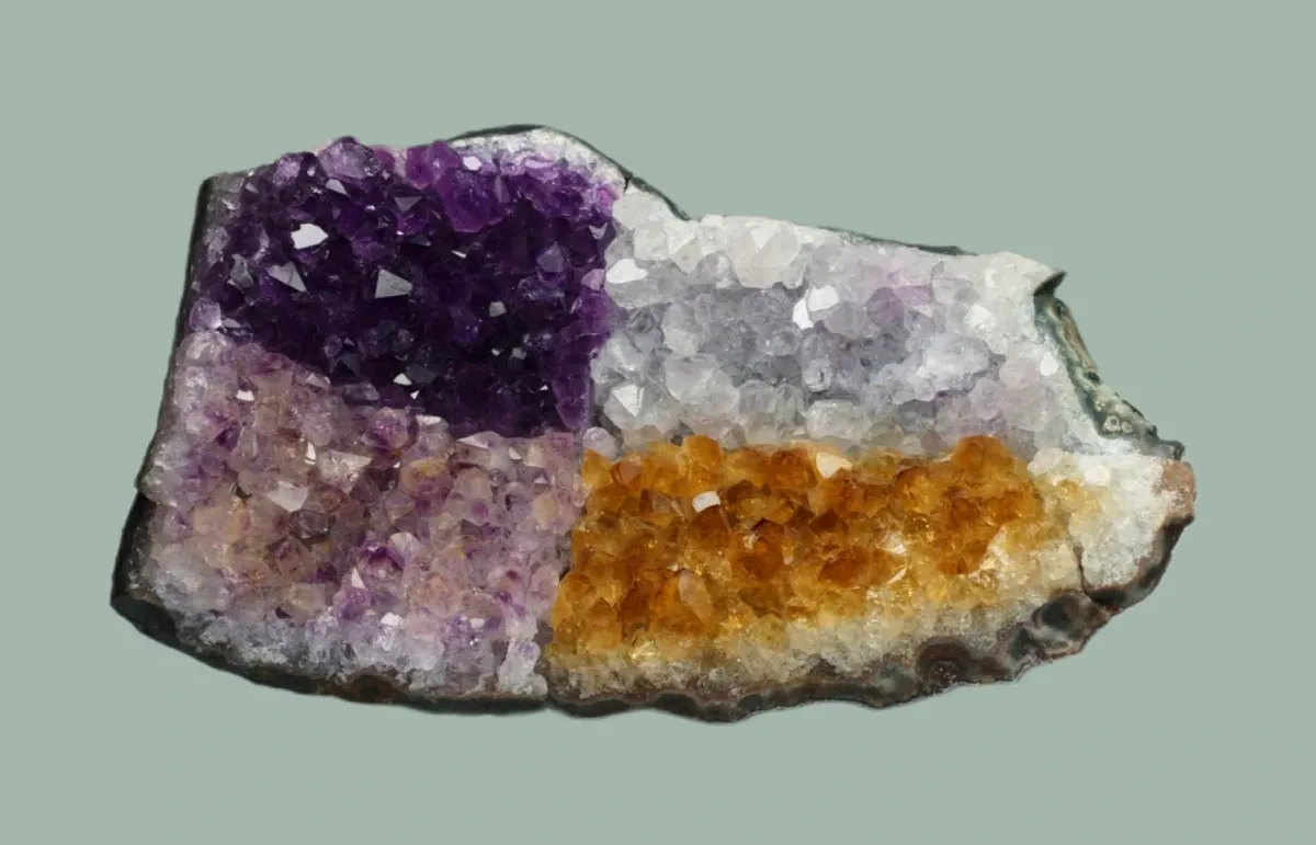 Amethyst Color: Change in the Color of Amethyst Crystals