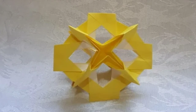 kusudama-junino-marcia-moura-origamiearte-tudipapel