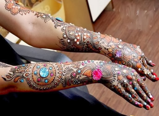 Pakistani Bradal Mehndi Designs Wallpapers Free Download