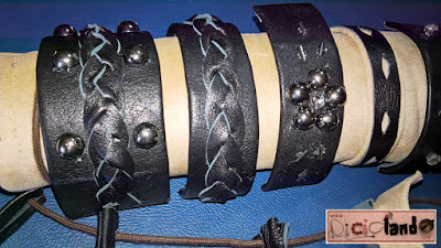 Bracciali in pelle (riciclo pantaloni) 1