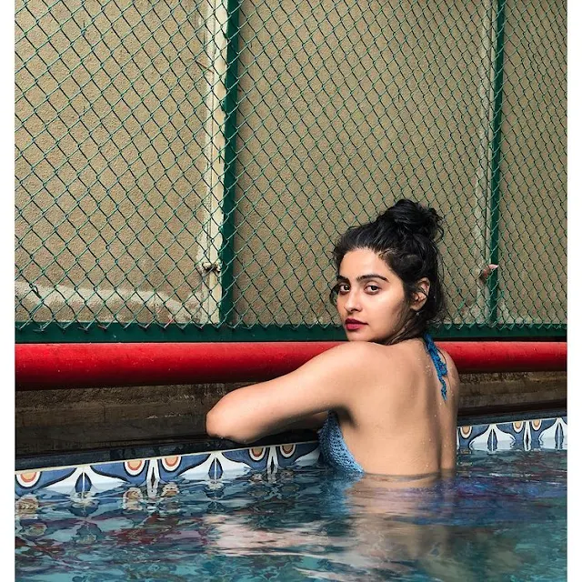 Yukti Kapoor Loves Swimming