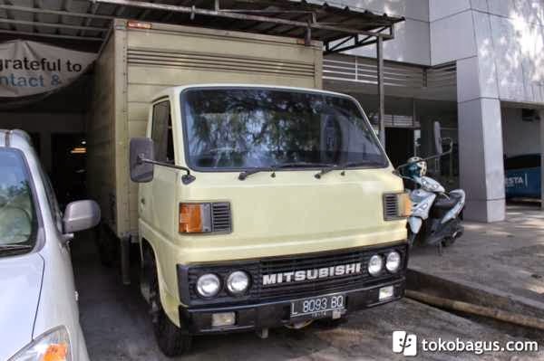  Truck  Box Mitsubishi 100 Ps Ban  Dobel  1992 Truck  Bekas 